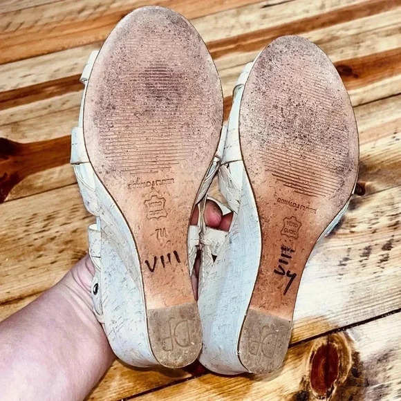 Donald Pliner Gilda Cork Wedge Strappy Sandals, beachy, summer, cool - Picture 6 of 9